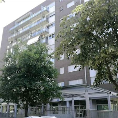Danube Pearl Apartman Belgrád Kültér fotó